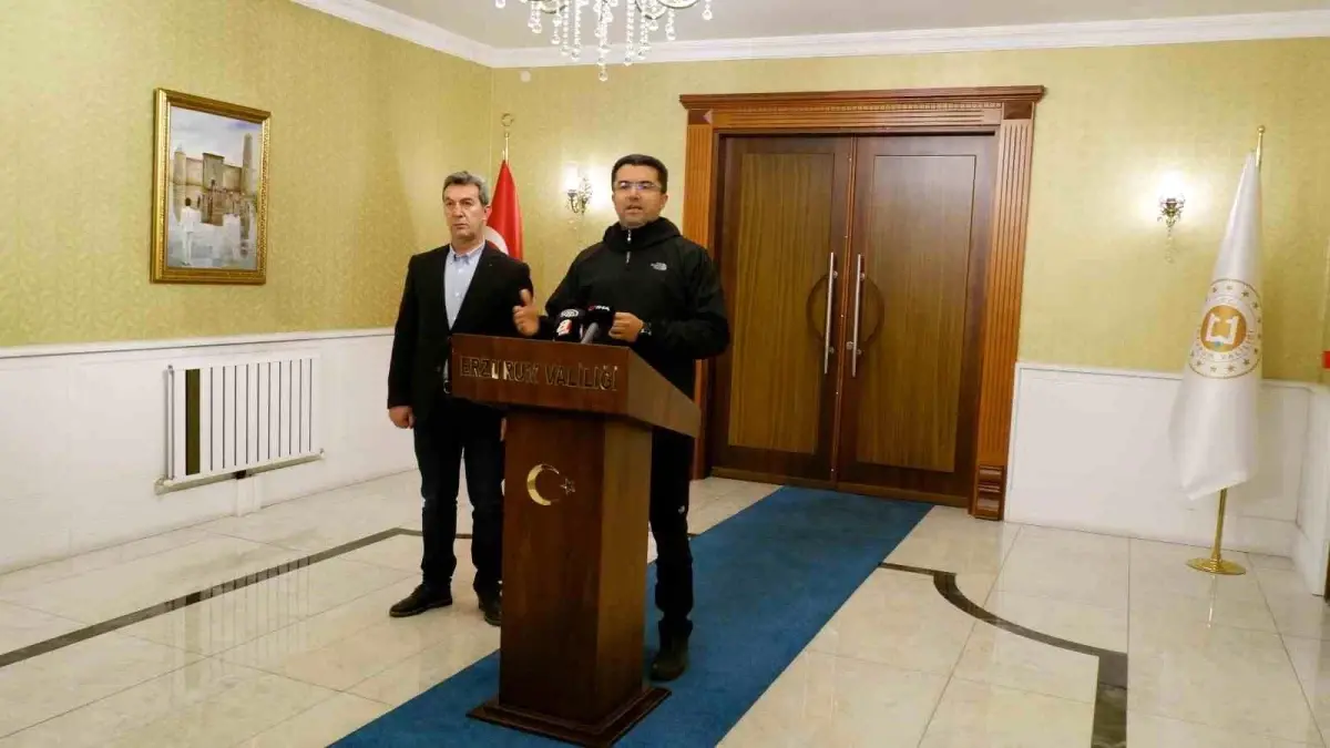 Erzurum Valisi: Havuzbaşı Kent Meydanı resmi miting alanı değil