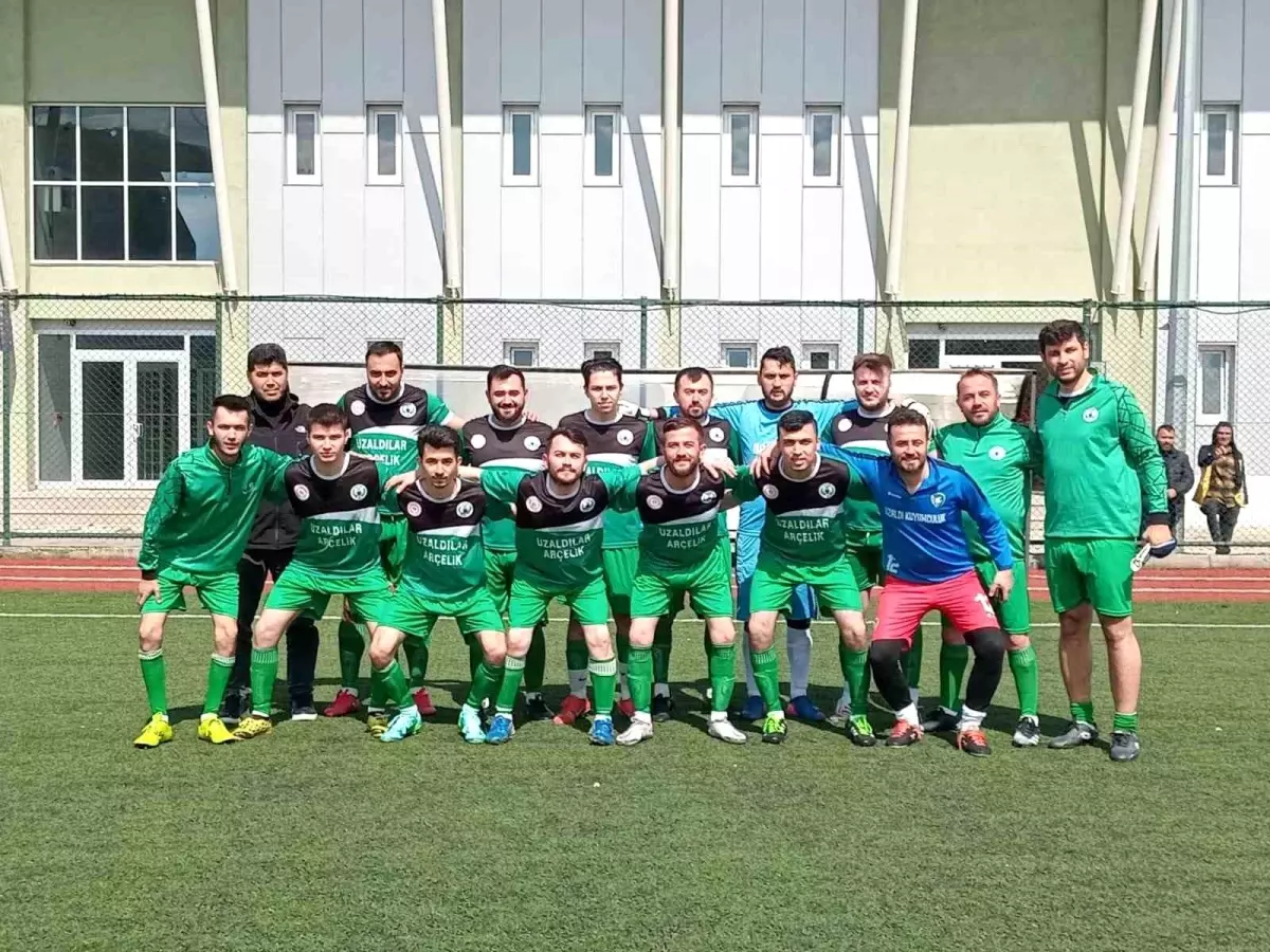 Zonguldak 2. Amatör Lig Takımı Yaka Spor, Deplasmanda Yeşil Vadi Spor\'u 4-2 Mağlup Etti