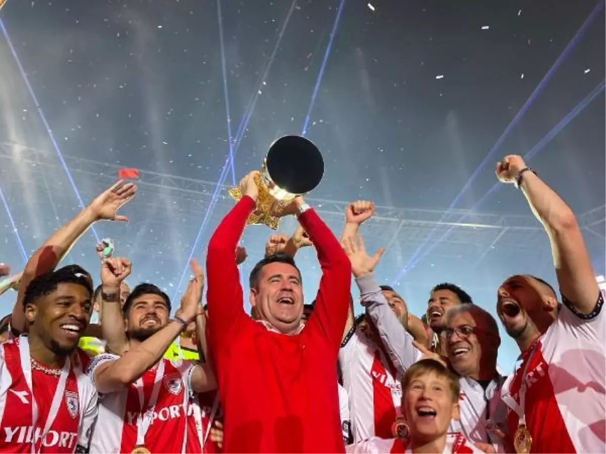 Yılport Samsunspor Süper Lig\'e yükselişini coşkuyla kutladı