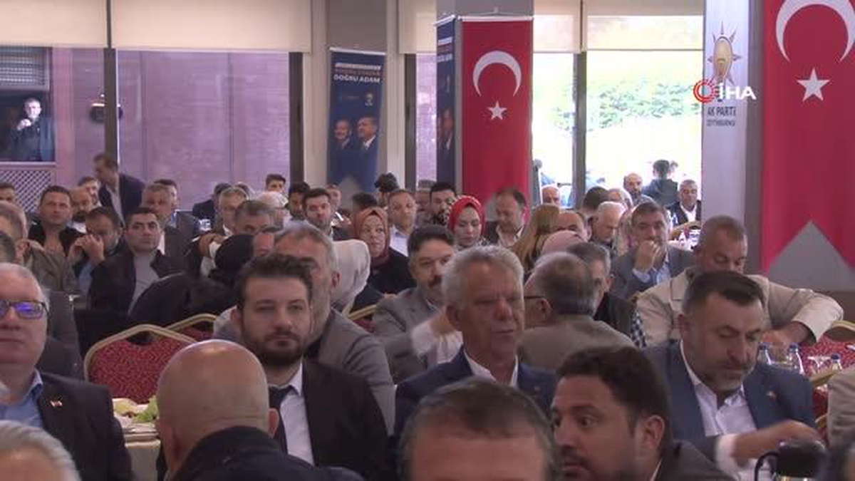 Bakan Soylu: İBB\'nin yolda kalan otobüsleri yüzünden İstanbullular sabah sporuna alıştı