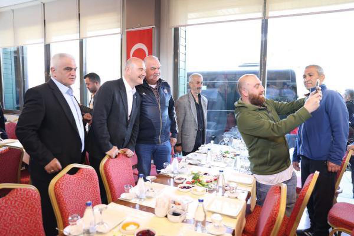 İçişleri Bakanı Soylu: \'Kılıçdaroğlu seçilirse milletin önüne Apo ve Selo\'yu koyacak\'