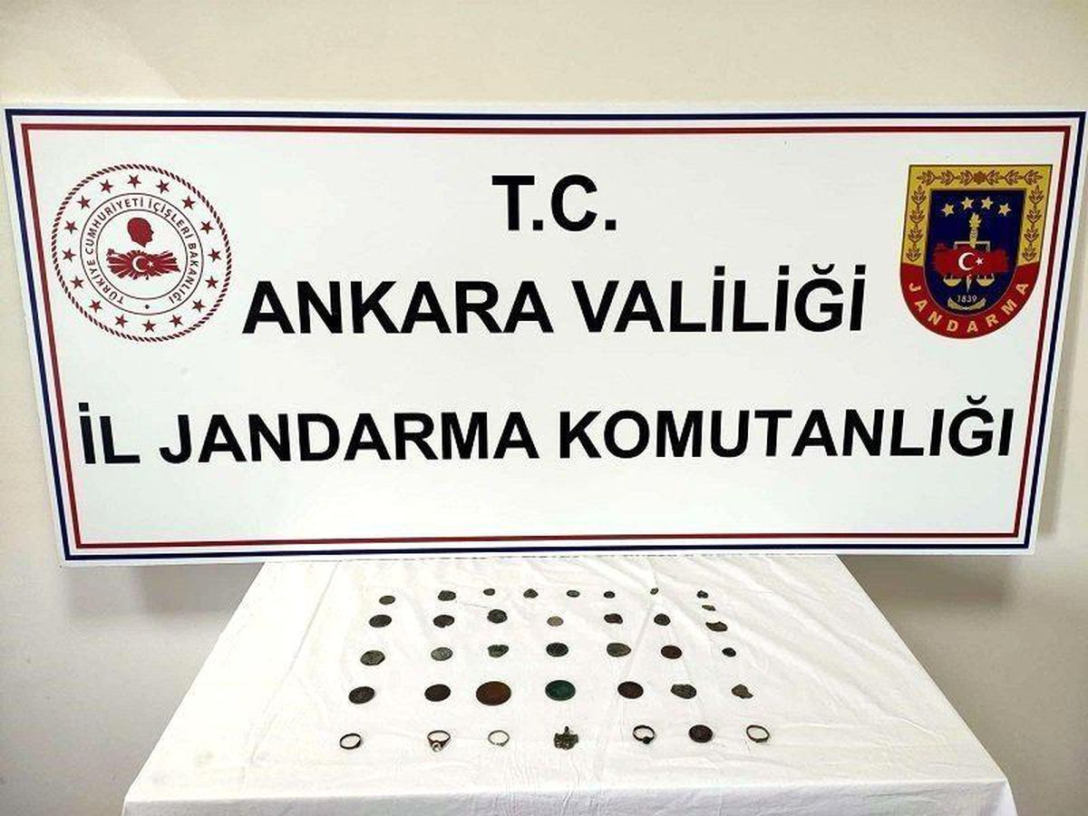 Ankara\'da Roma ve Osmanlı dönemine ait 28 sikke ele geçirildi