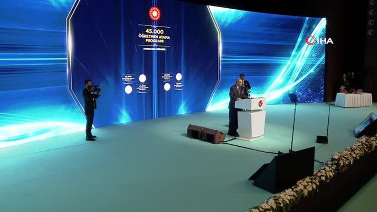 Cumhurbaşkanı Erdoğan: Deprem bölgelerinde görev yapacak öğretmenlerimiz atanıyor