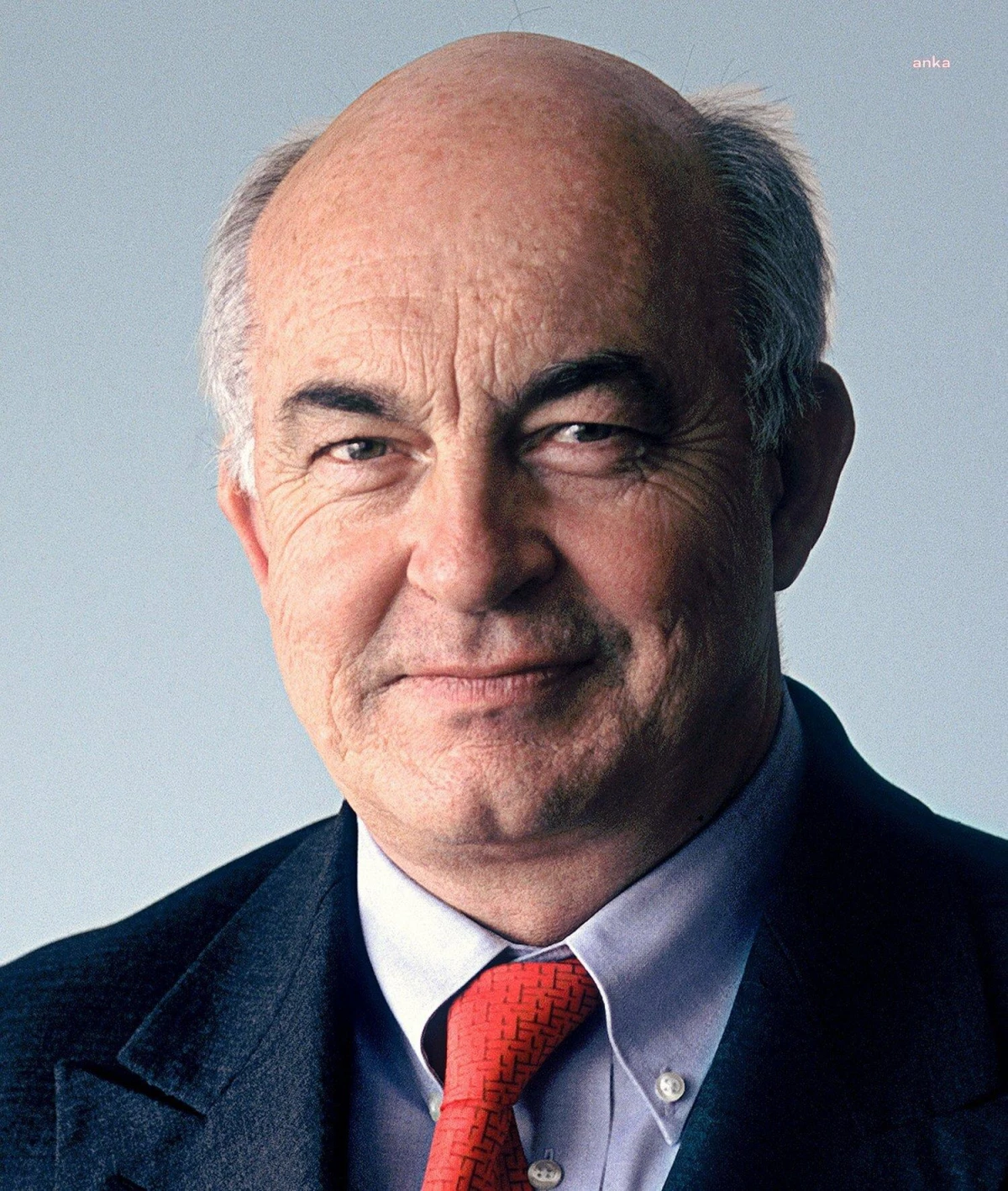 Eski Ekonomiden Sorumlu Devlet Bakanı Kemal Derviş Hayatını Kaybetti
