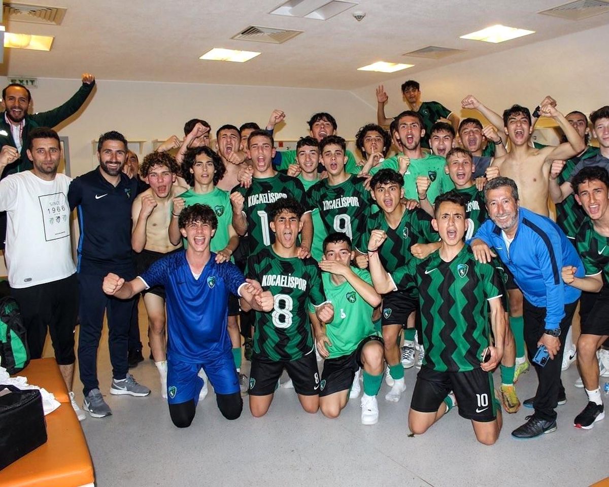 Kocaelispor\'s 8 players poisoned before U-17 Elite League final