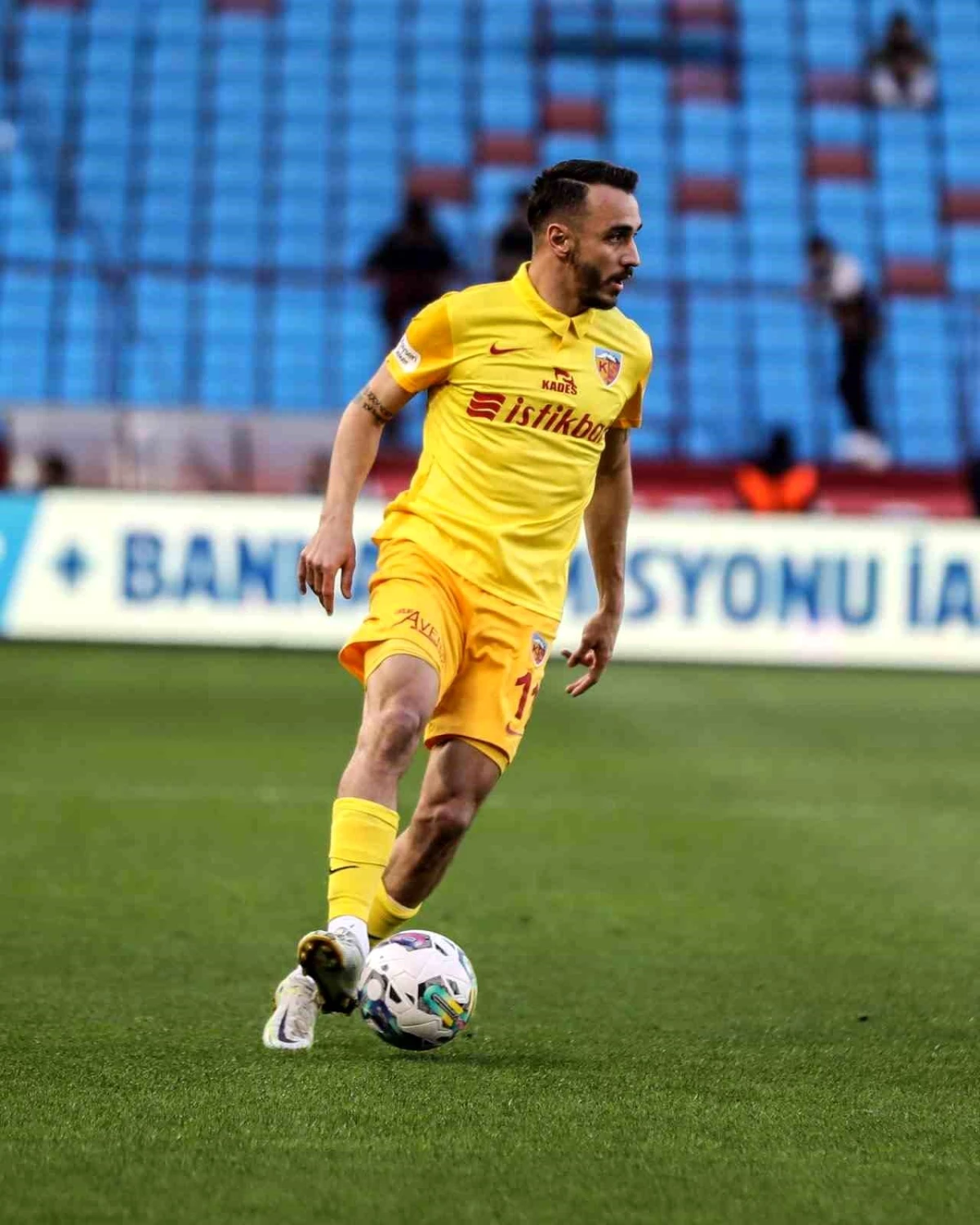 Yukatel Kayserispor\'un Gökhan Sazdağı cezalı duruma düştü