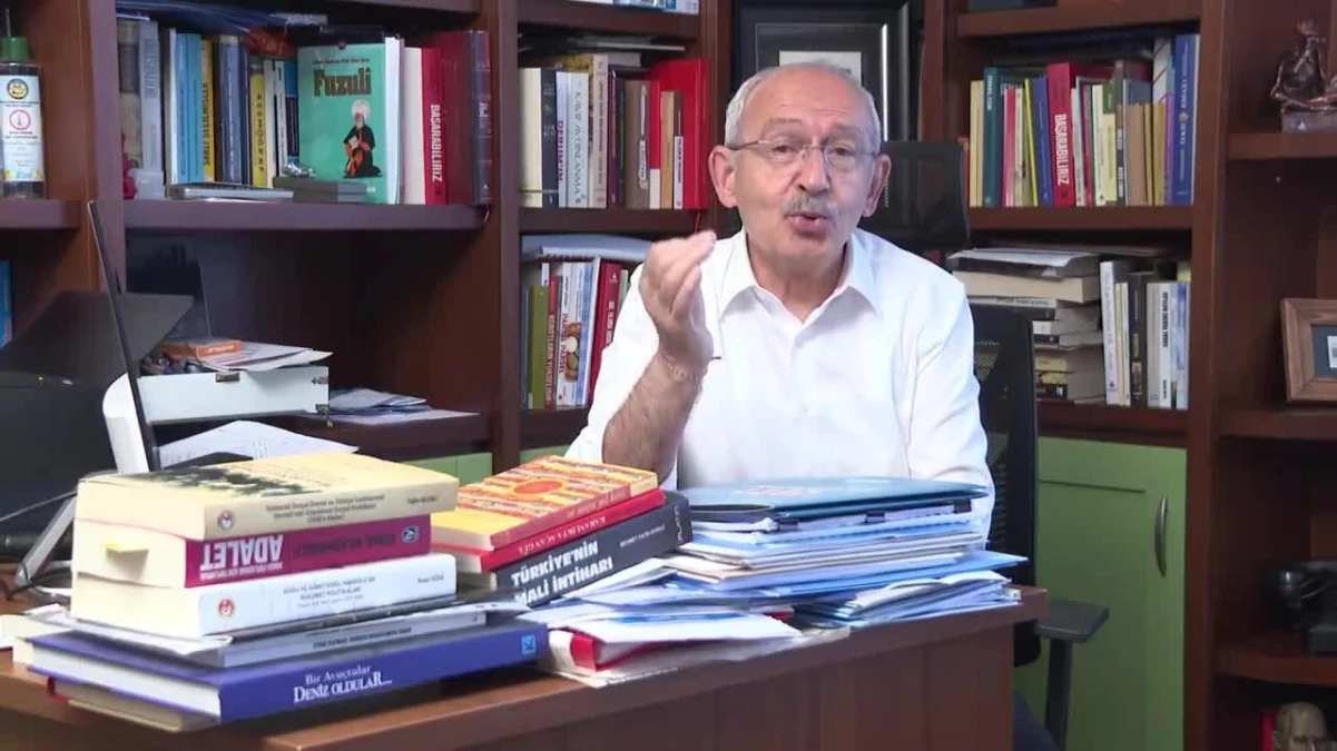 Kılıçdaroğlu: "Eğitimde Yapacağım En Büyük Devrim, Milli Eğitim Bakanlığı\'nı Merkez Bankası Gibi Bağımsız Bir Yapıya Dönüştürerek İçine Asla...