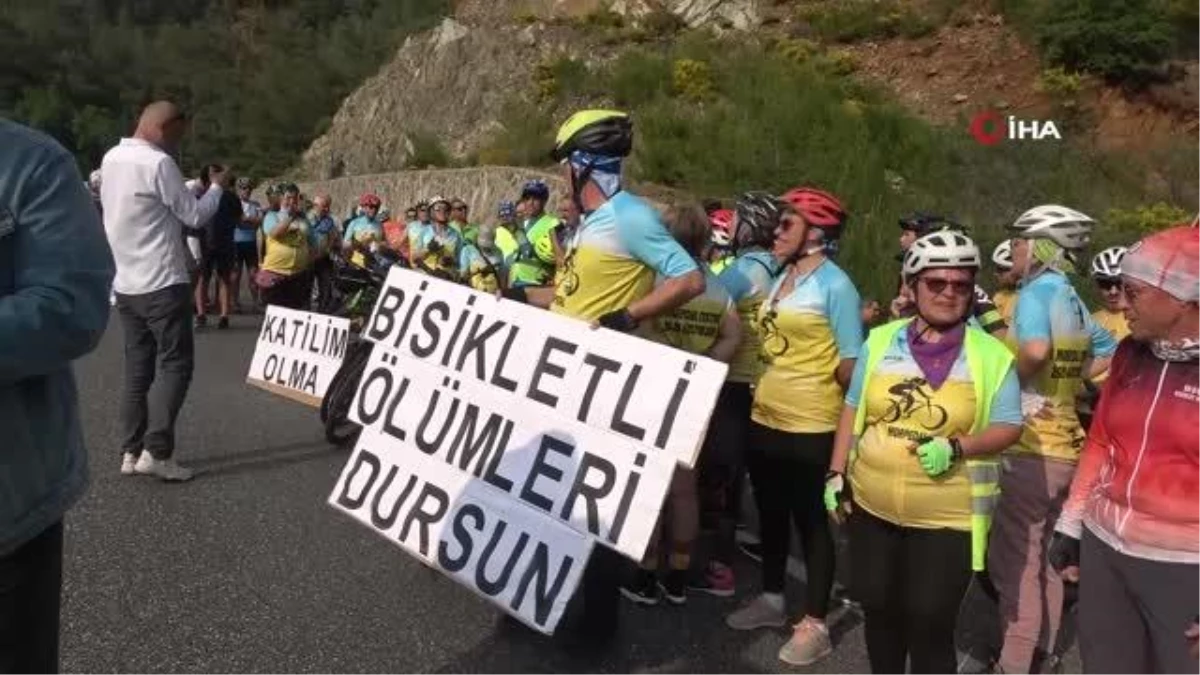 Marmariste bisikletçiler kazada ölen arkadaşları için toplandı