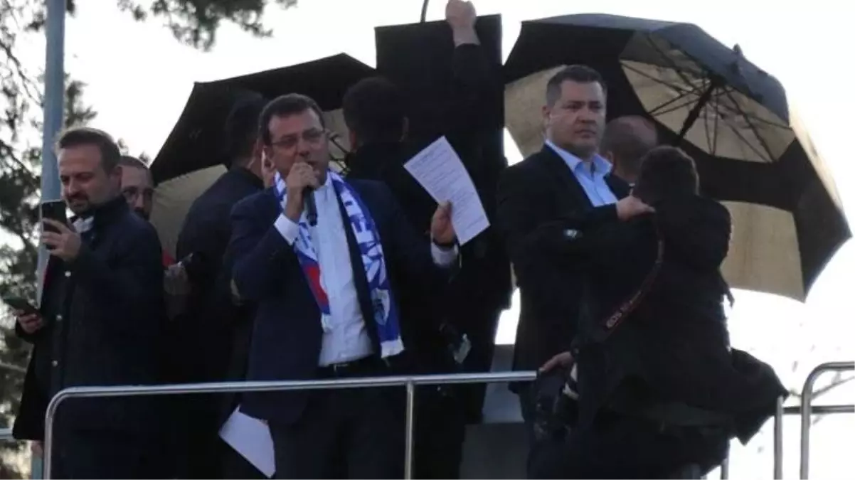 AK Parti Sözcüsü Ömer Çelik, Erzurum\'daki miting olayı hakkında açıklamada bulundu: Şiddetin her türlüsüne karşıyız