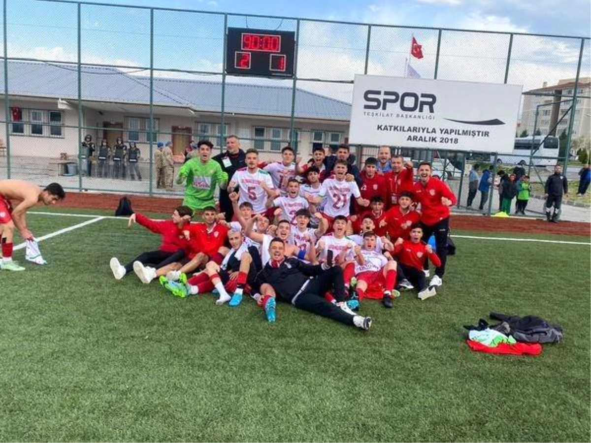1308 Osmaneli Belediyespor Türkiye Şampiyonasında yarı finale yükseldi