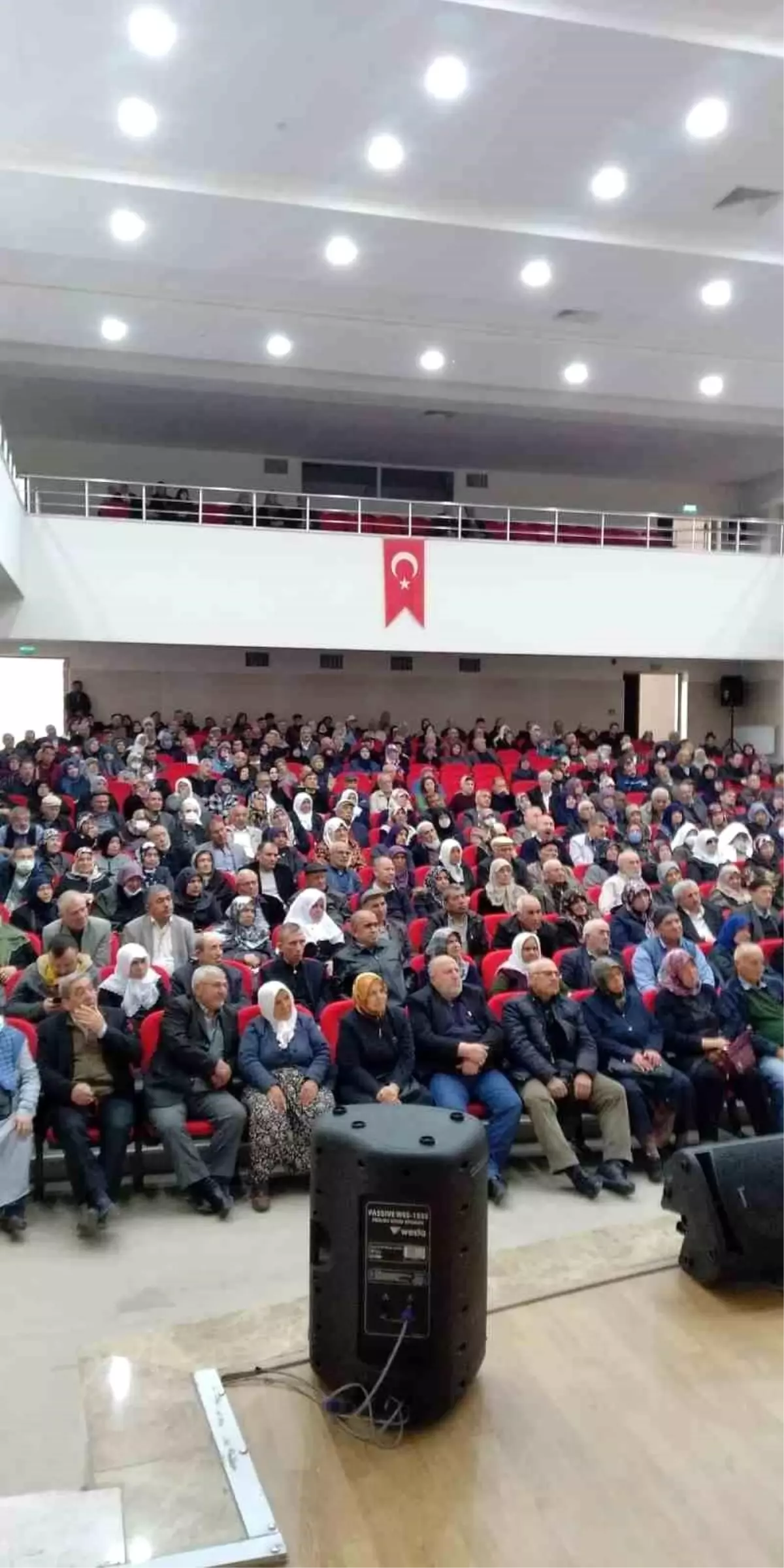 Afyonkarahisar İl Müftülüğü tarafından hac eğitim seminerleri düzenlendi