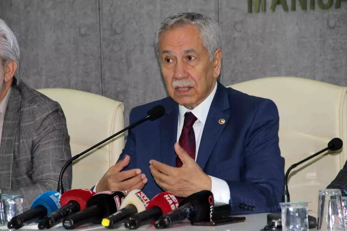 Arınç: "HDP\'nin muhafazakar Kürtleri AK Parti\'ye oy verecektir"