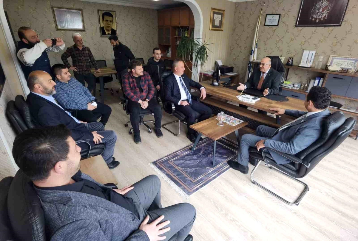 AK Parti Zonguldak Milletvekili Adayı Muammer Avcı İhlas Pazarlama\'yı ziyaret etti