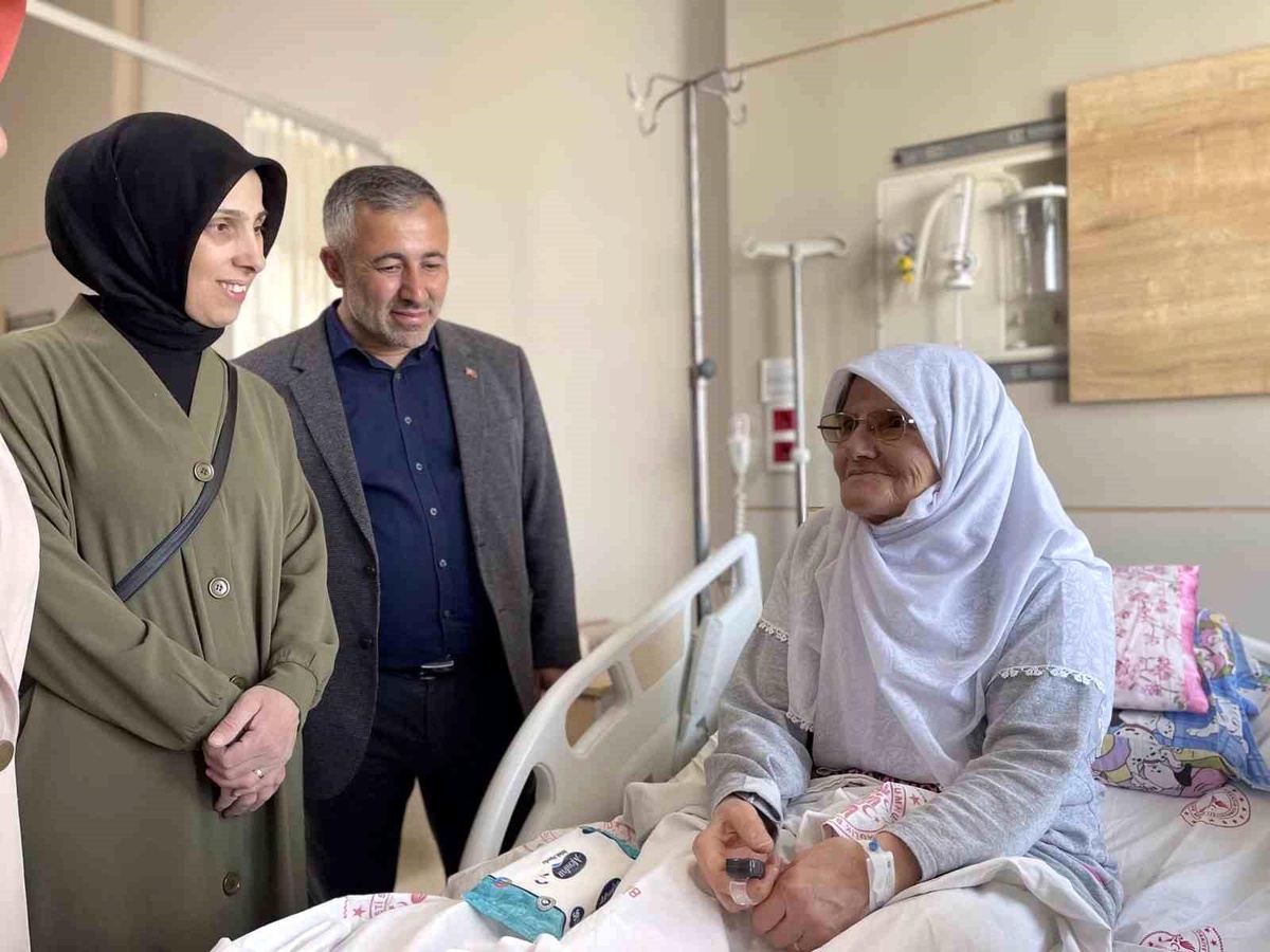 AK Parti Bilecik İl Başkanı Hastane Ziyareti