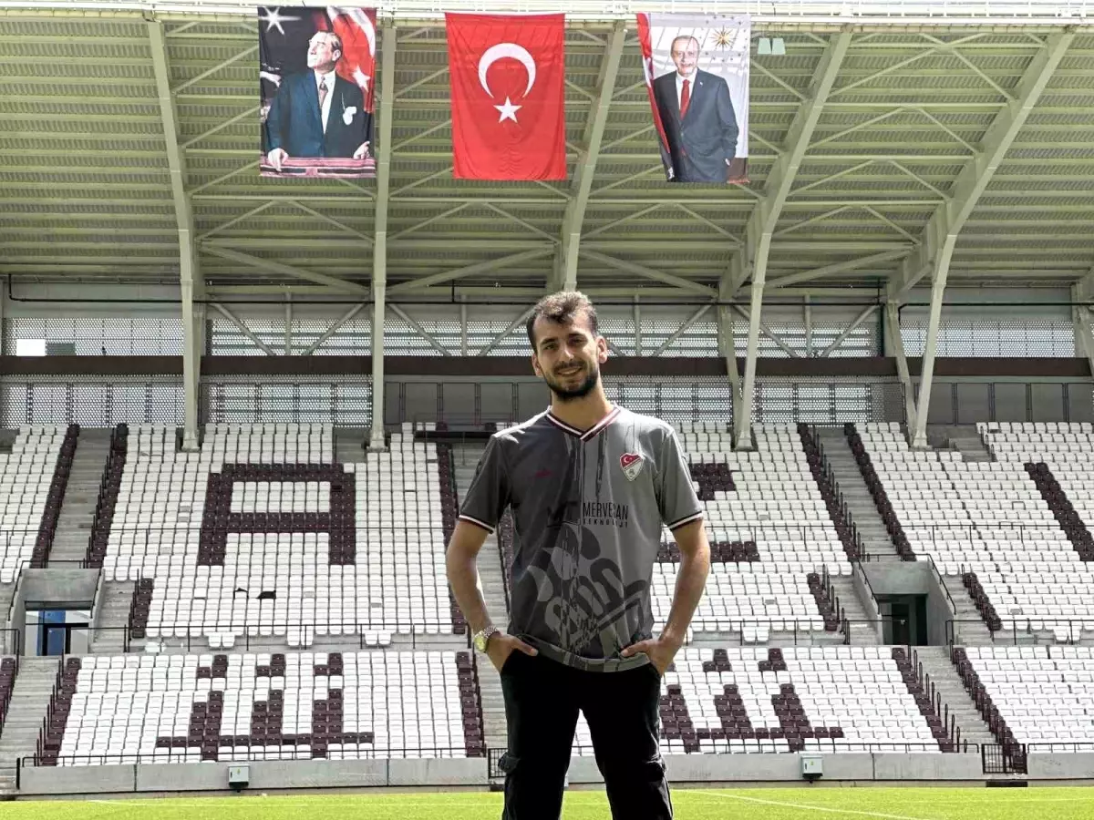 Elazığlı Futbolseverler Yeni Stadyuma Kavuşmanın Heyecanını Yaşıyor