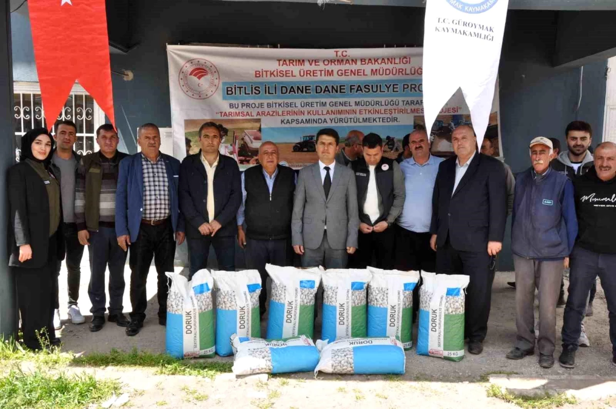 Bitlis\'te 25 çiftçiye yüzde 75 hibeli kuru fasulye tohumu dağıtıldı