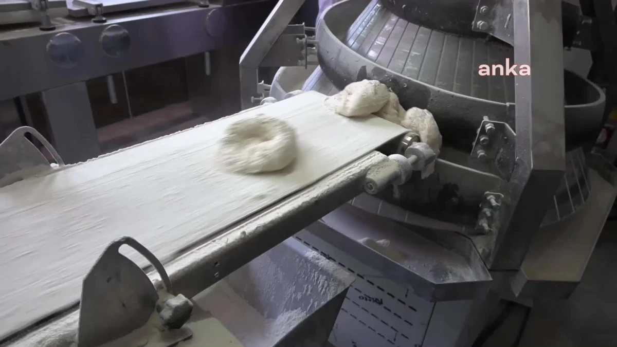 Kars\'ta Halk Ekmek Fabrikası hizmete açıldı