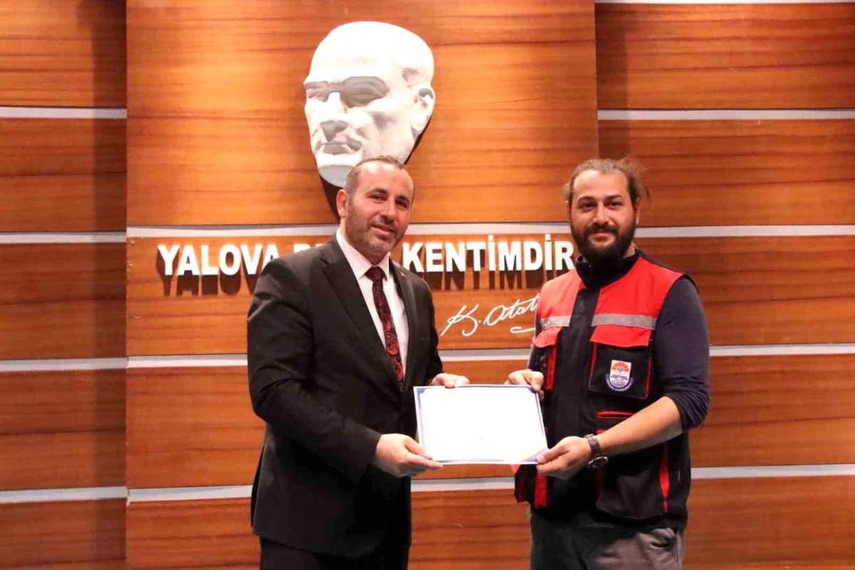 Kahramanmaraş depremi sonrası Yalova Belediyesi personellerine teşekkür belgesi