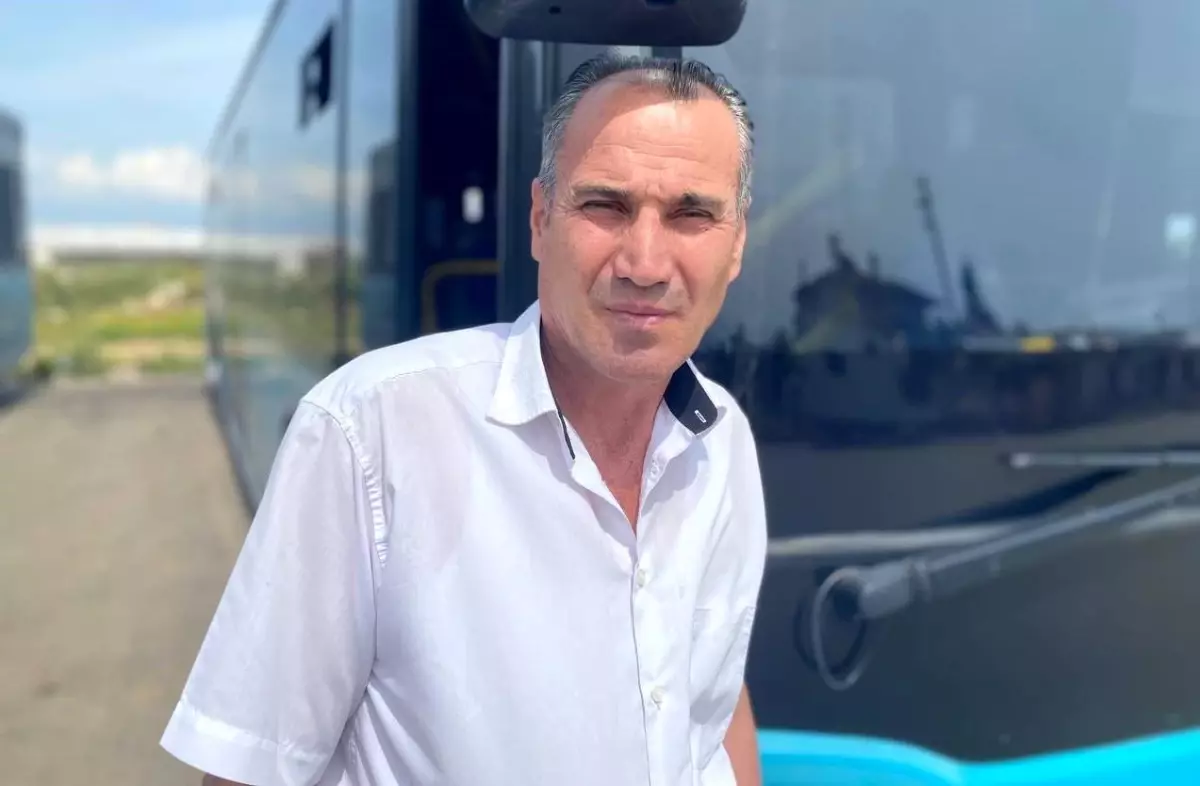 Antalya\'da Yolcu Dolu Otobüsü Terk Eden Şoför İşe Geri Döndü