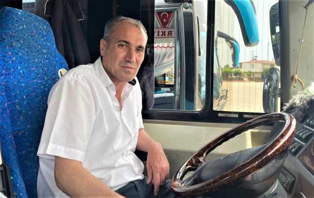 Antalya'da yolculara kızıp otobüsü terk eden şoför konuştu: 'Psikolojim bozuldu ben de bıraktım gittim' Antalya'da yolculara kızıp otobüsü terk eden şoför konuştu: 'Psikolojim bozuldu ben de bıraktım gittim'