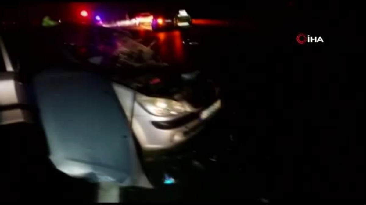 Buharkentte 4 aracın karıştığı feci kaza: 2 ölü 1 yaralı