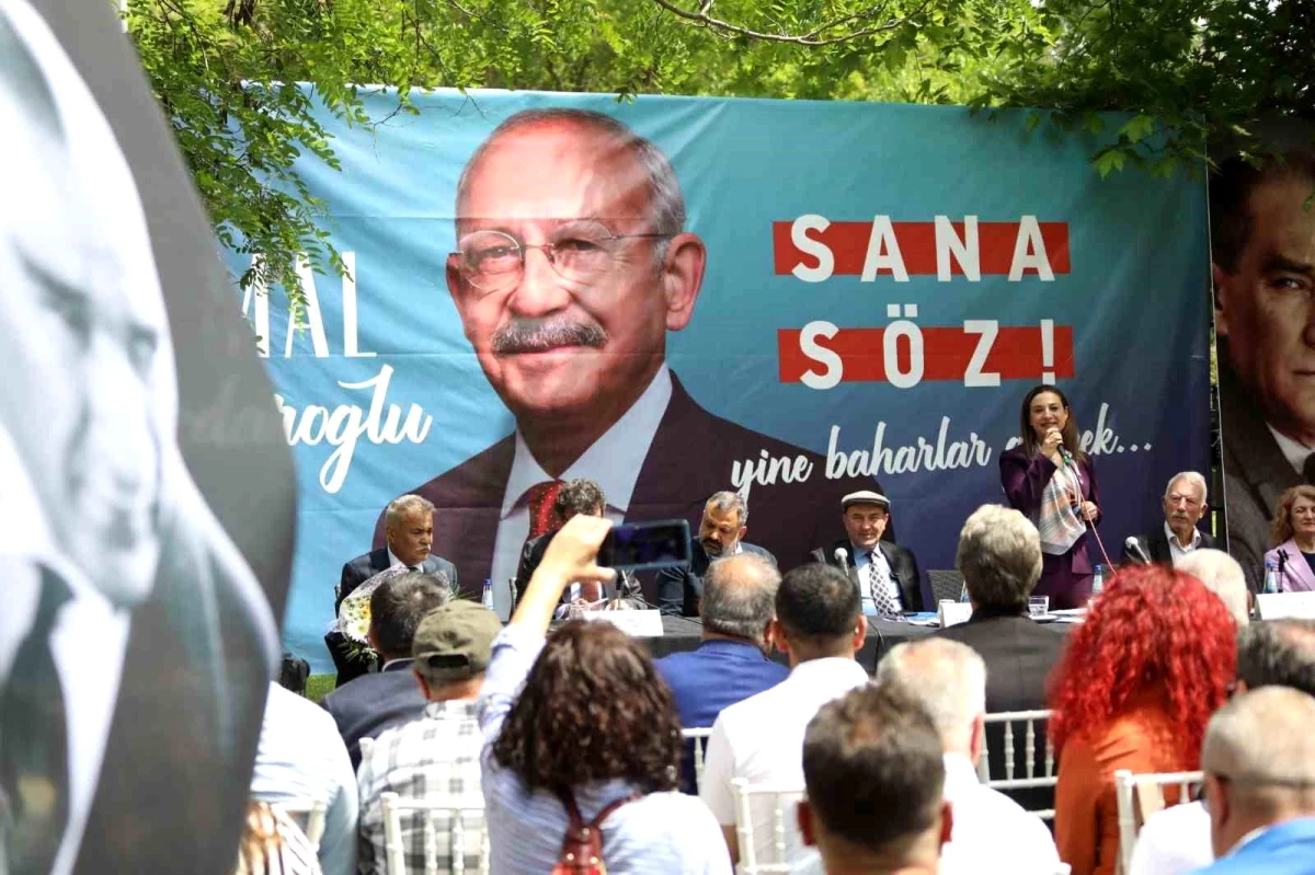 CHP Selçuk\'ta buluştu: 14 Mayıs umut ve heyecanla bekleniyor