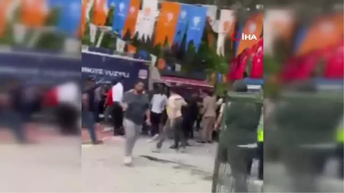 CHPliler ile AK Partililer arasında kavga çıktı, CHPli meclis üyesi silahına sarıldı