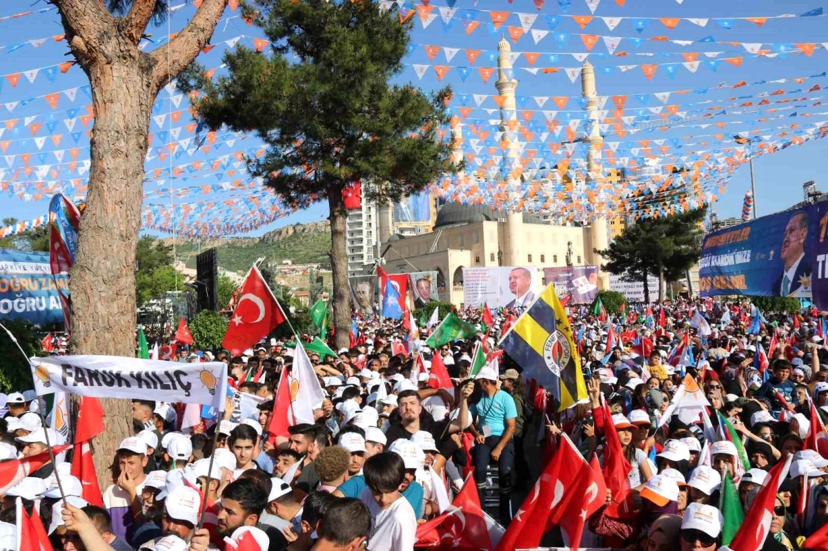 Cumhurbaşkanı Erdoğan Mardin\'de terör örgütlerine meydan okudu