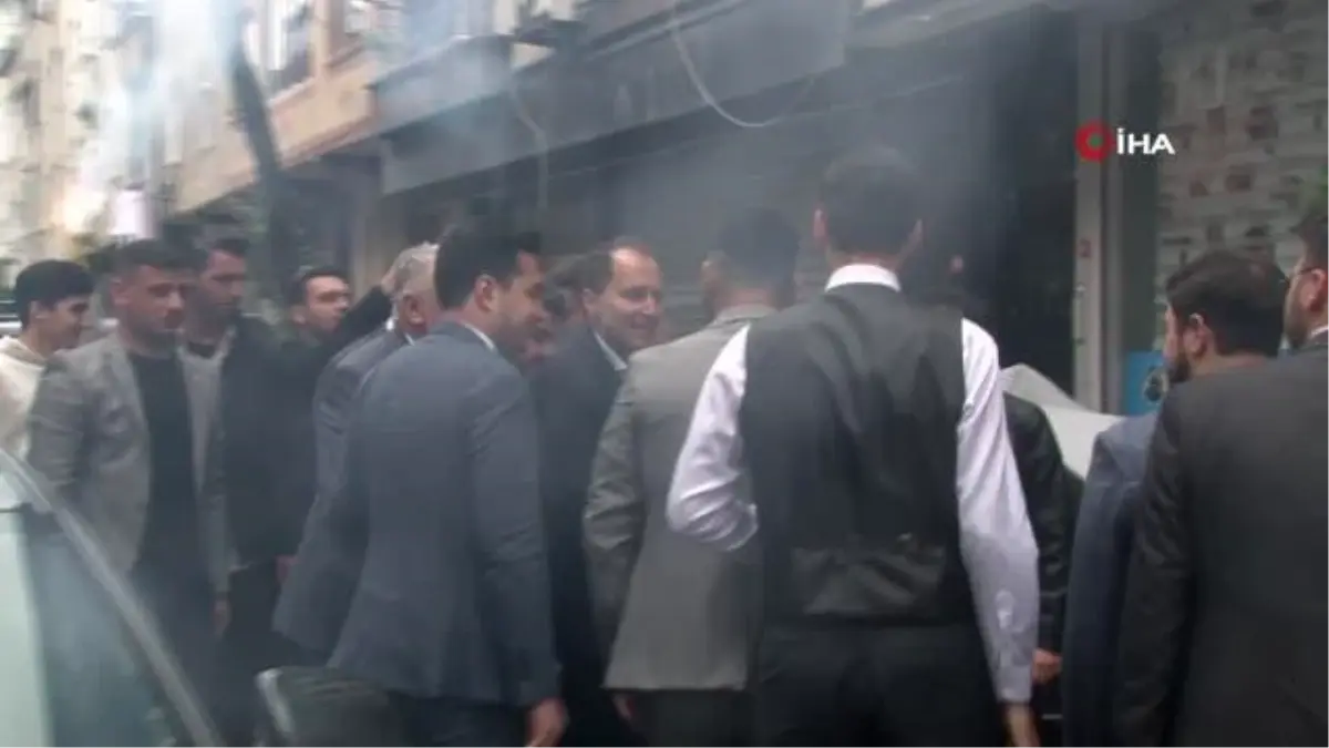 Fatih Erbakan Sultangazide derneklerle bir araya geldi