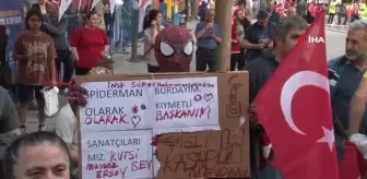 İzmir'de AK Parti'den Miting Havasında Konser