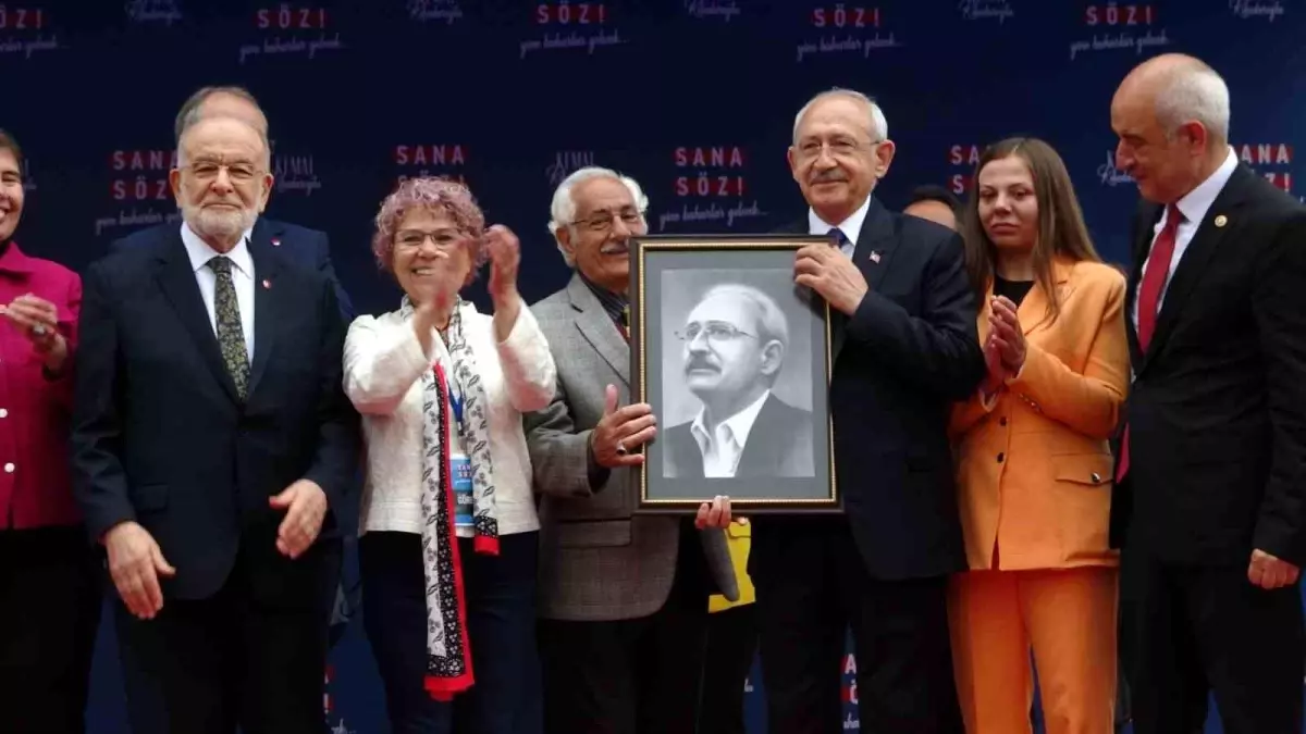 Kılıçdaroğlu: Gençler KPSS\'de mülakat sona erecek, bütün köy okulları yeniden açılacak