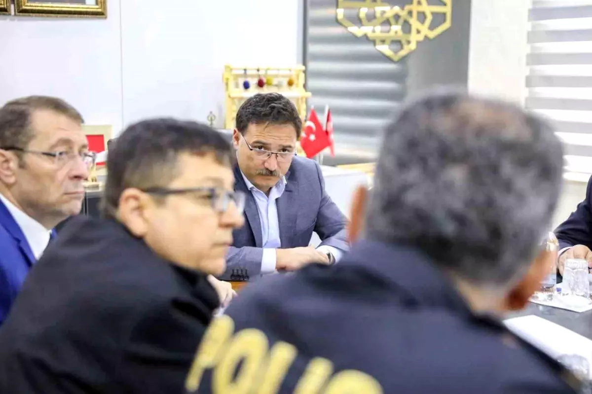 Kayseri\'de Cips Paketi İçinde 15 Kilo Uyuşturucu Ele Geçirildi