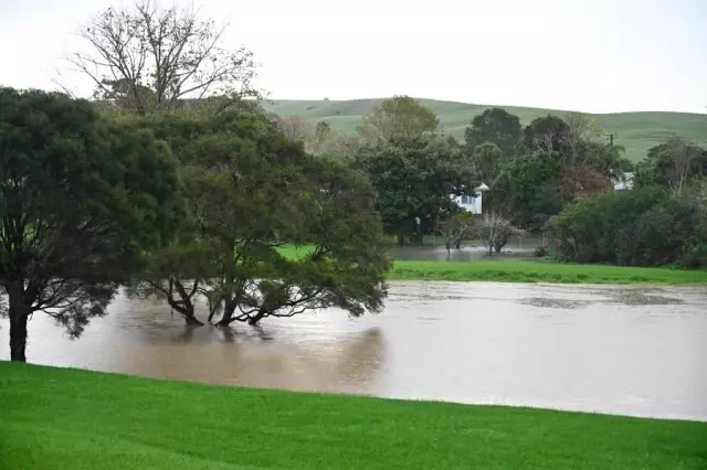 Yeni Zelanda'nın Auckland Kentinde Seller Nedeniyle Olağanüstü Hal İlan Edildi