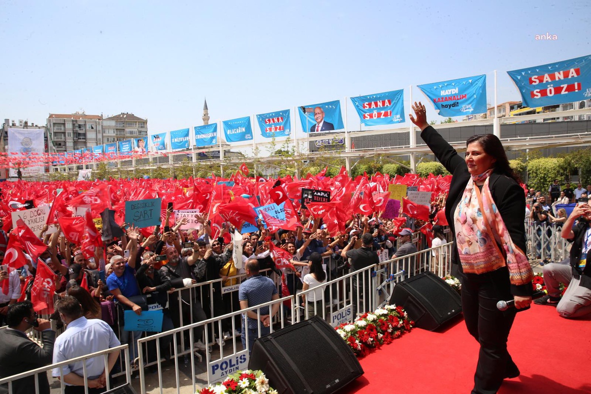 Özlem Çerçioğlu: İki kırmızı çizgimiz var: Bayrak ve vatan