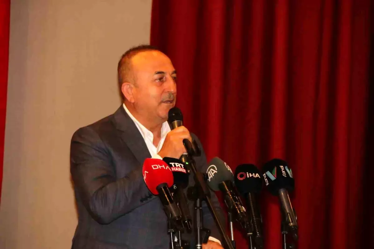 Bakan Çavuşoğlu: "Kim desteklerse desteklesin Suriye\'de ve Irak\'ta terör koridoru kurulmayacak"