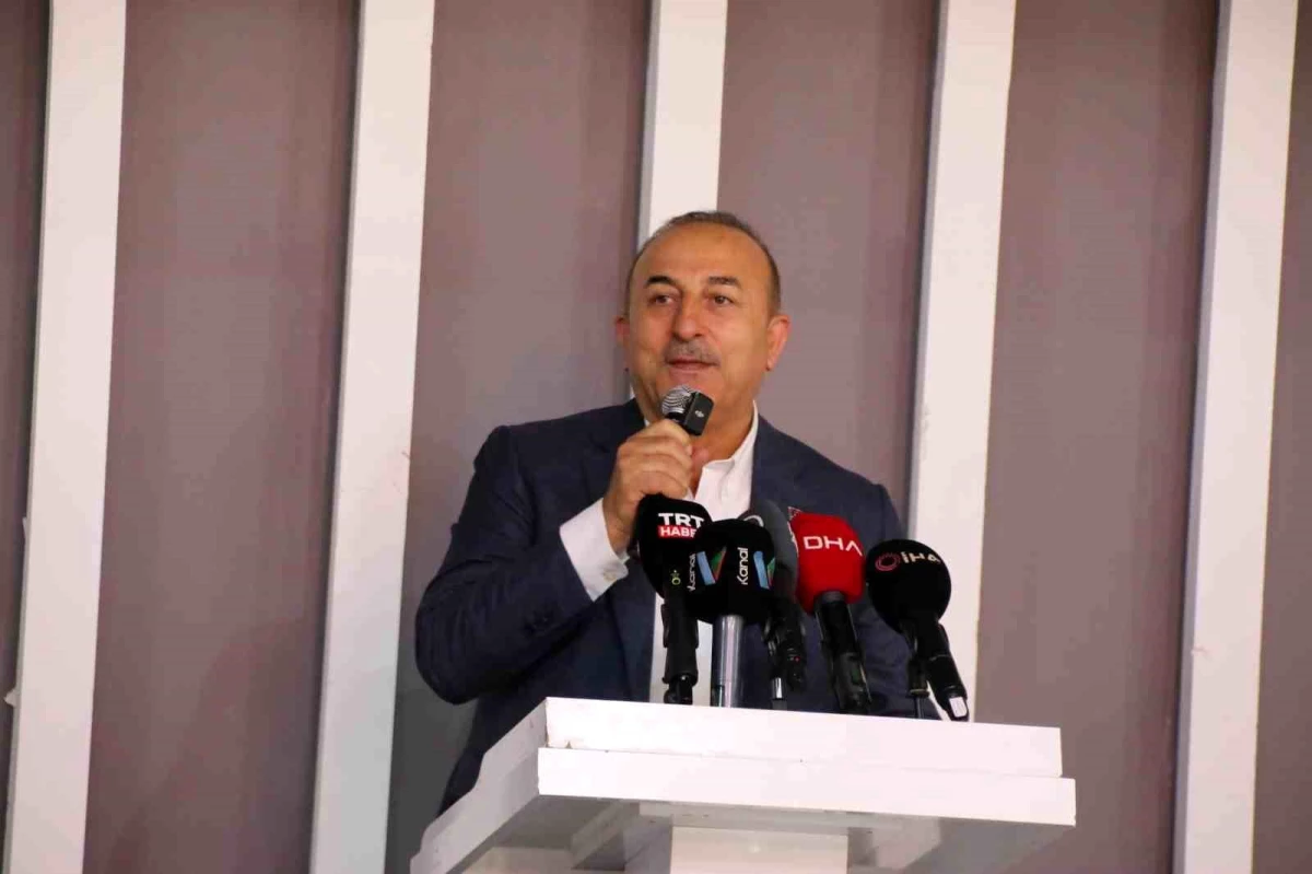 Bakan Çavuşoğlu\'ndan Kılıçdaroğlu\'na Rusya tepkisi: "Ülkenin çıkarlarına bu kadar mı körsünüz, yoksa ihanet içerisinde misiniz?"