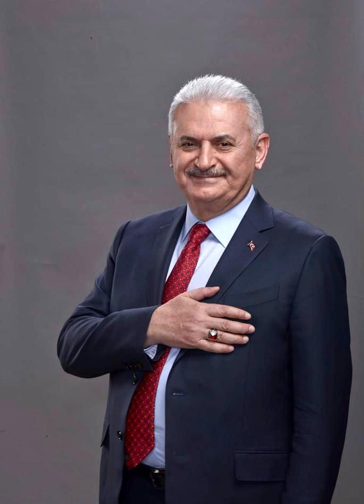 Binali Yıldırım: "Hemşehrilerim vefasını da ferasetini de gösterecek"