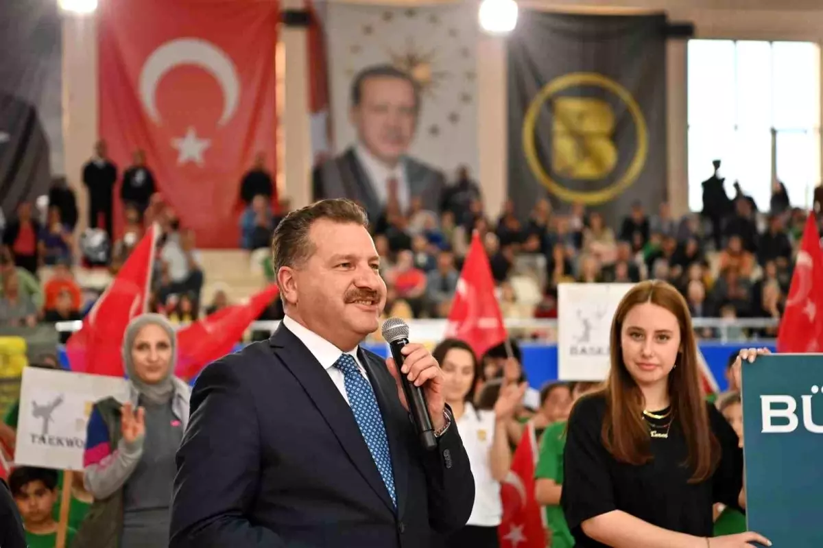 Büyükşehir\'den Edremit\'te Gençlik ve Spor Festivali rüzgârı