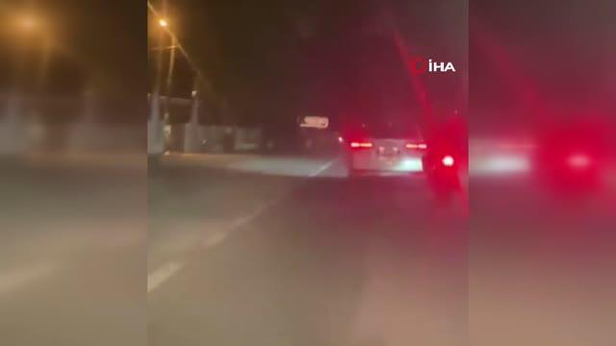 Malezyada 6 ve 3 yaşındaki kardeşler oyuncak almak için otomobili kaçırdı