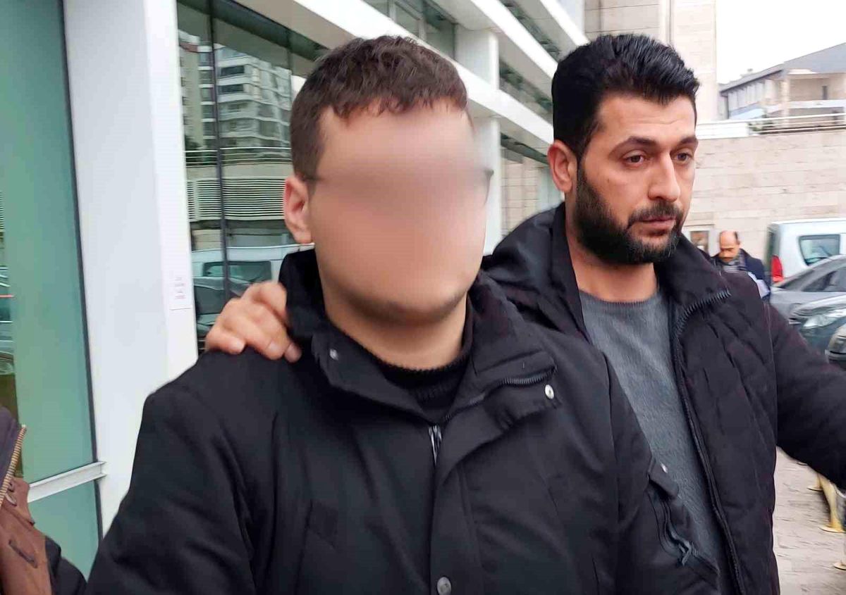 Samsun\'da okulda annesini öldüren gencin yargılanması