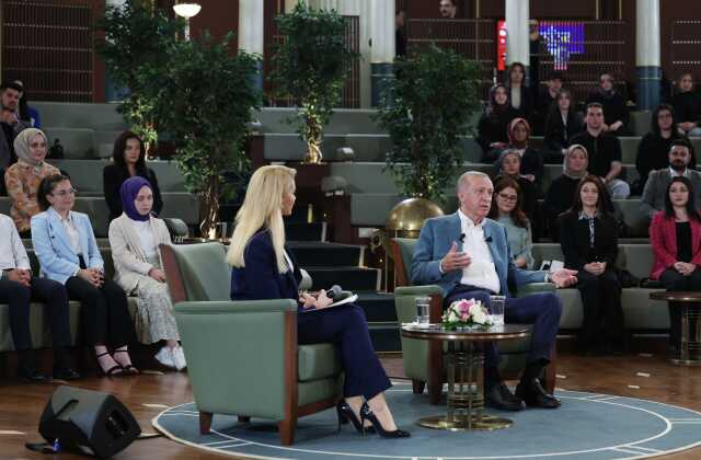 Son Dakika: Cumhurbaşkanı Erdoğan'dan Kızılay sorusuna yanıt: Çadır satması beni üzdü, bu yanlışın düzelmesi lazım Son Dakika: Cumhurbaşkanı Erdoğan'dan Kızılay sorusuna yanıt: Çadır satması beni üzdü, bu yanlışın düzelmesi lazım
