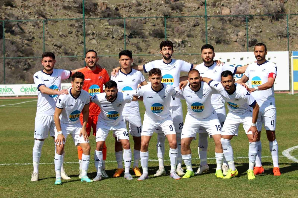Hacılar Erciyesspor Antrenörü Tanju Alan Borcunu Ödedi