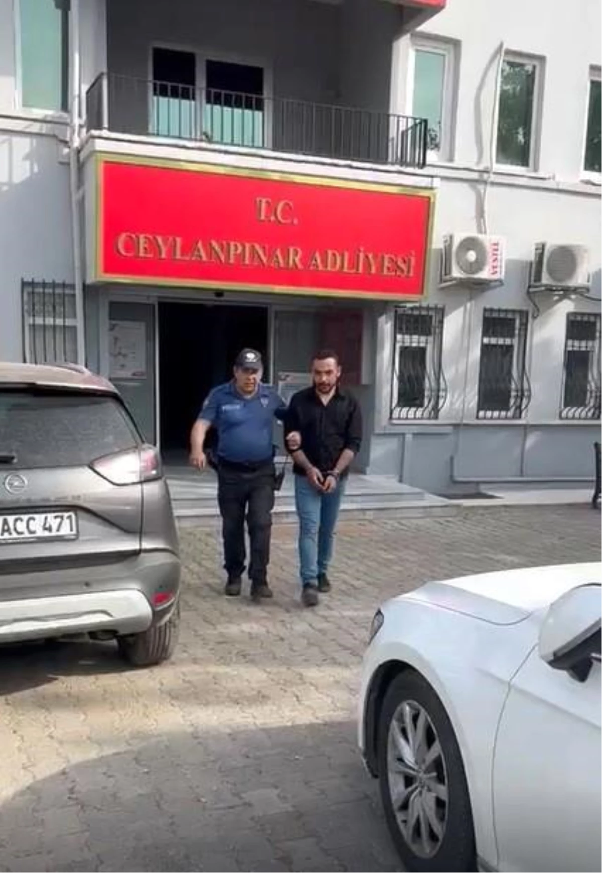 Adanada dolandırıcılık suçundan hapis cezası alan şahıs Şanlıurfada yakalandı