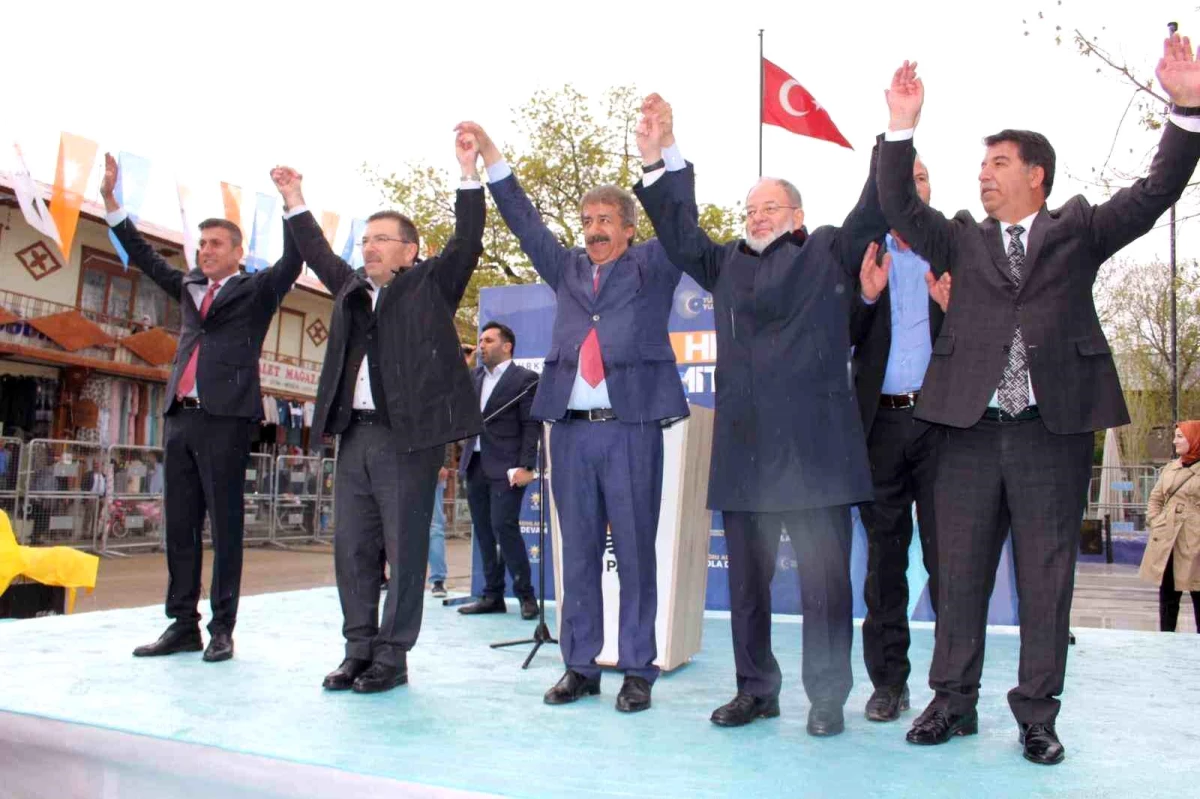 AK Parti Hınıs\'ta miting düzenledi
