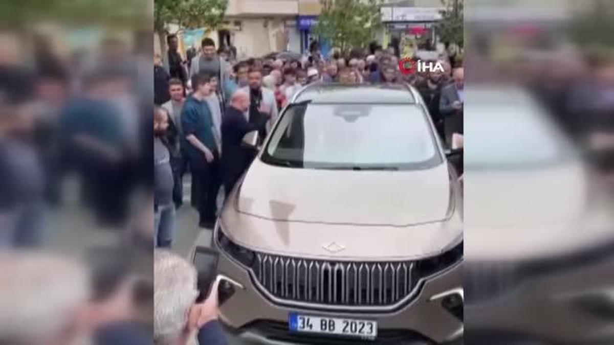 AK Parti Milletvekili Adayı Rasim Yağar TOGG ile geldiği Büyükçekmecede yoğun ilgi gördü