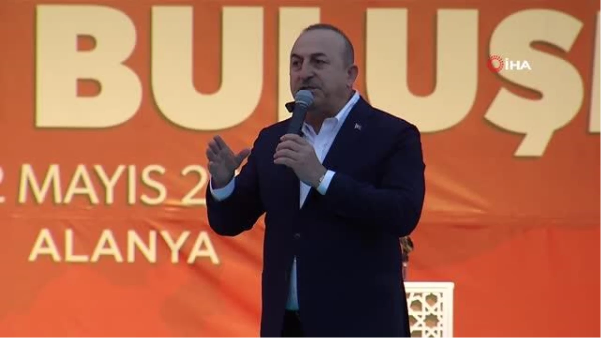 Bakan Çavuşoğlu, Kılıçdaroğlu\'na Rus turist çıkışı