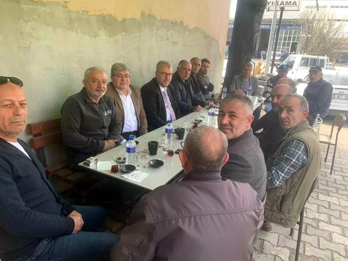 AK Parti Bilecik İl Başkanı ve Milletvekili Adayı Esnafı Ziyaret Etti