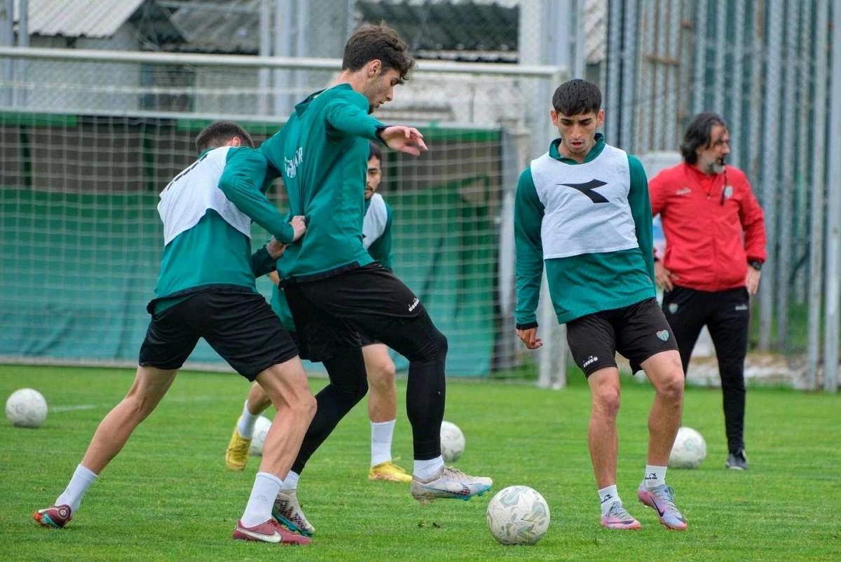 Bursaspor Somaspor maçı hazırlıklarını sürdürdü