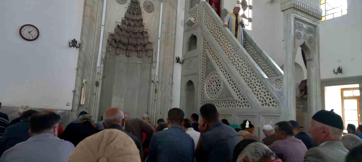 Diyanet İşleri Başkanlığı Cuma Hutbesinde Aile Yapısının Önemi Vurgulandı