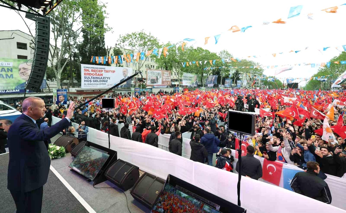 Cumhurbaşkanı Erdoğan "Meral hanımı masaya döndüren de, Muharrem İnce\'yi adaylıktan çektiren de aynı güçtür"